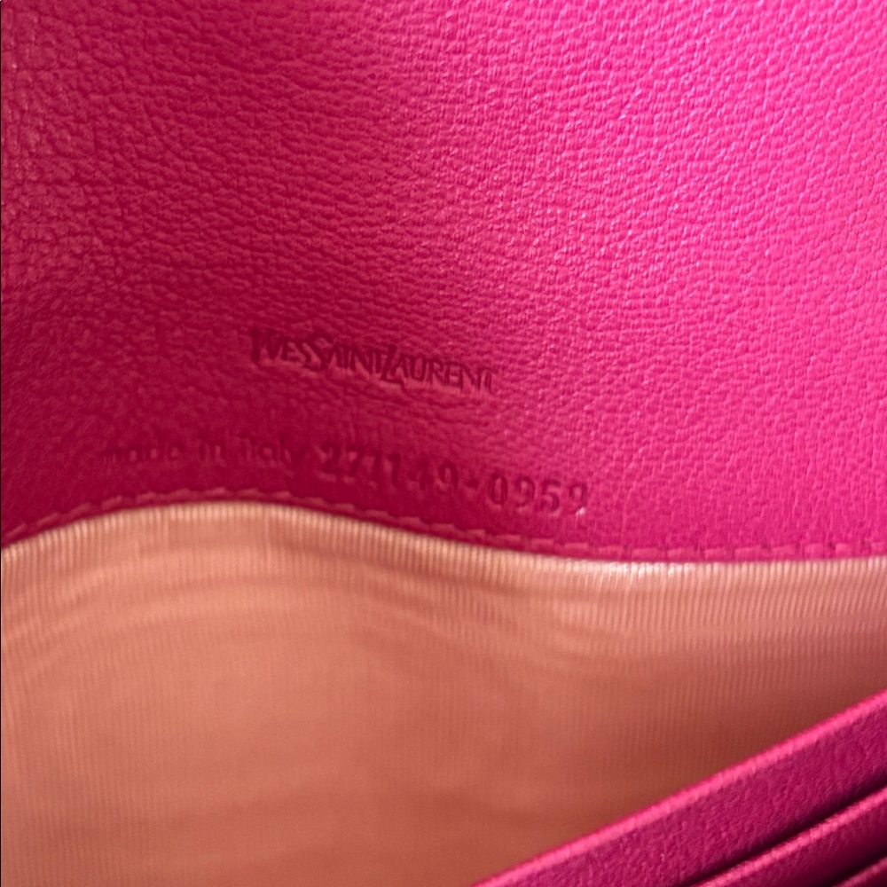 Saint Laurent fuchsia leather continental wallet - Picture 3 of 6